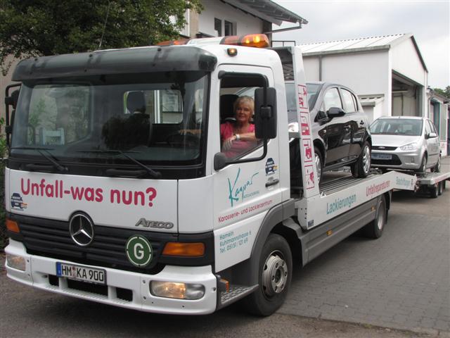 Ausliefrung von Kundenfahrzeugen Ausliefrung von Kundenfahrzeugen
