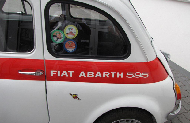 Ansicht hintenlink eines Fiat Abarth